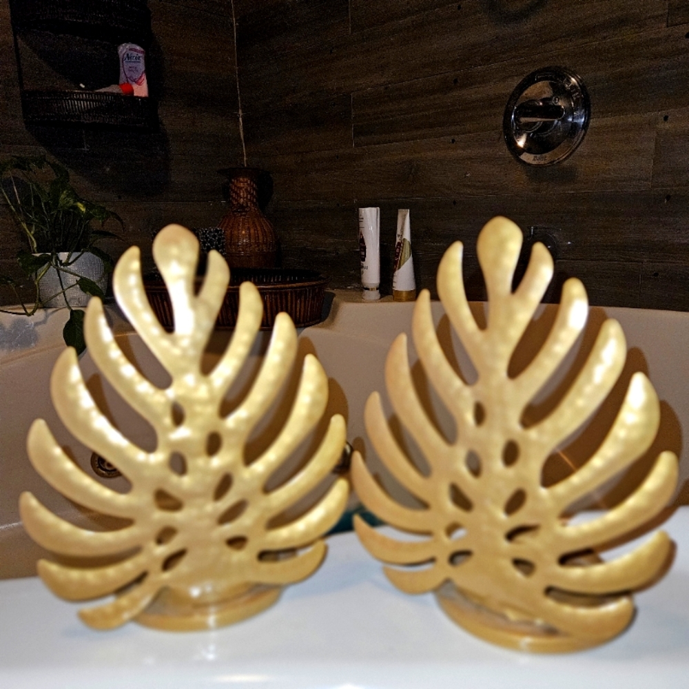 Gold colored Monstera Leaf Candle Holders